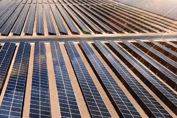谷歌計劃用太陽能和電池為拉斯維加斯數據中心供電